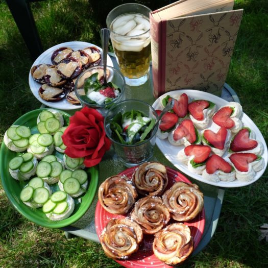 Alice in Wonderland, Queen of Hearts tea party